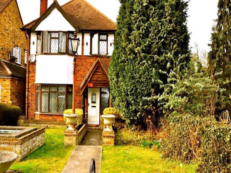 Heathrow Lodge Ґіллінґдон Екстер'єр фото