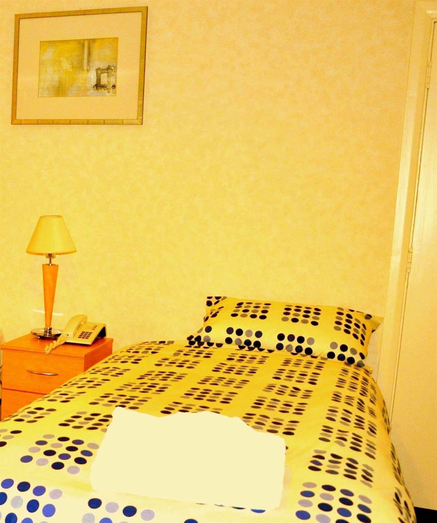Heathrow Lodge Ґіллінґдон Екстер'єр фото