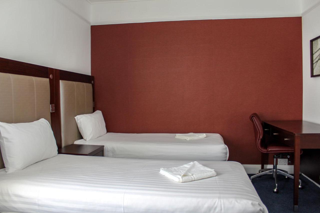 Heathrow Lodge Ґіллінґдон Екстер'єр фото