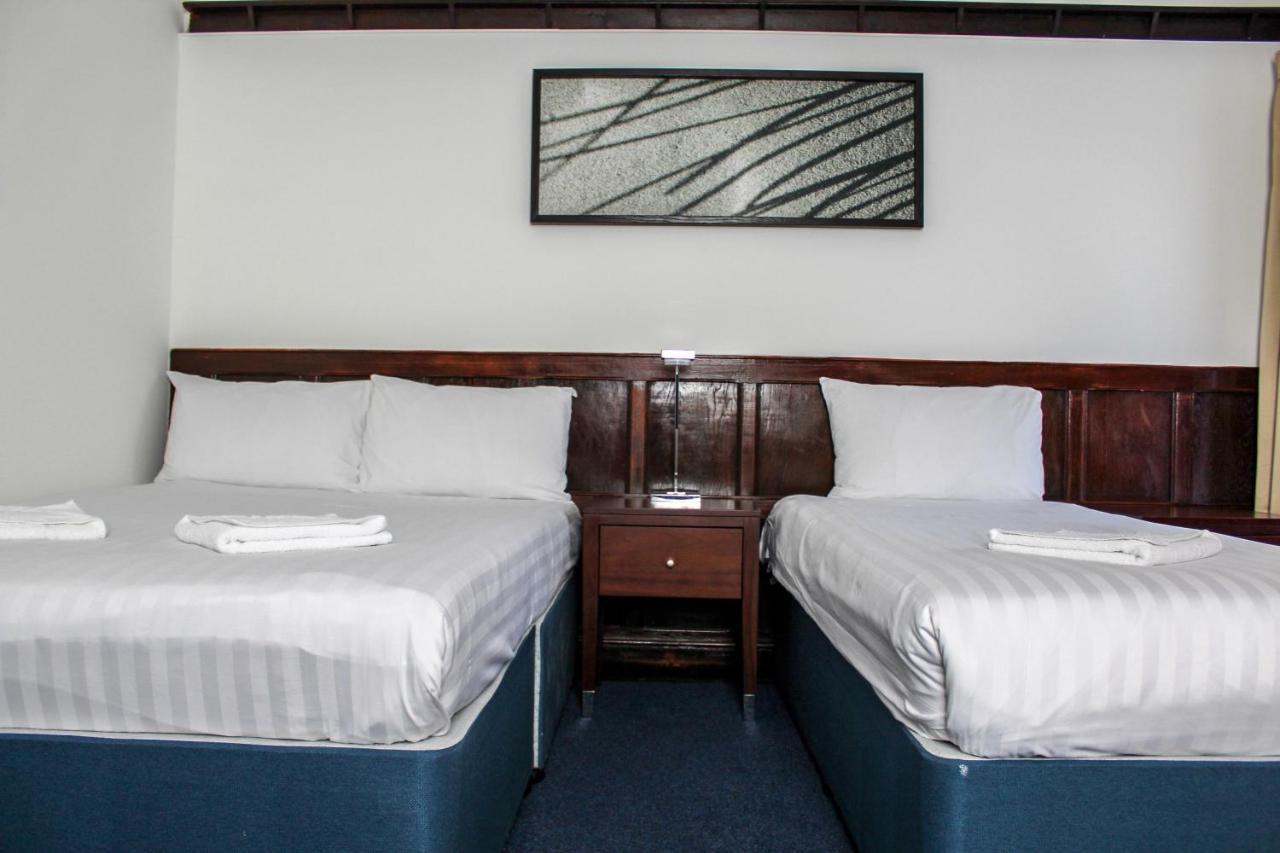 Heathrow Lodge Ґіллінґдон Екстер'єр фото
