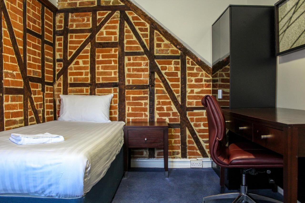 Heathrow Lodge Ґіллінґдон Екстер'єр фото