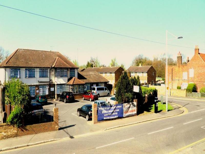 Heathrow Lodge Ґіллінґдон Екстер'єр фото